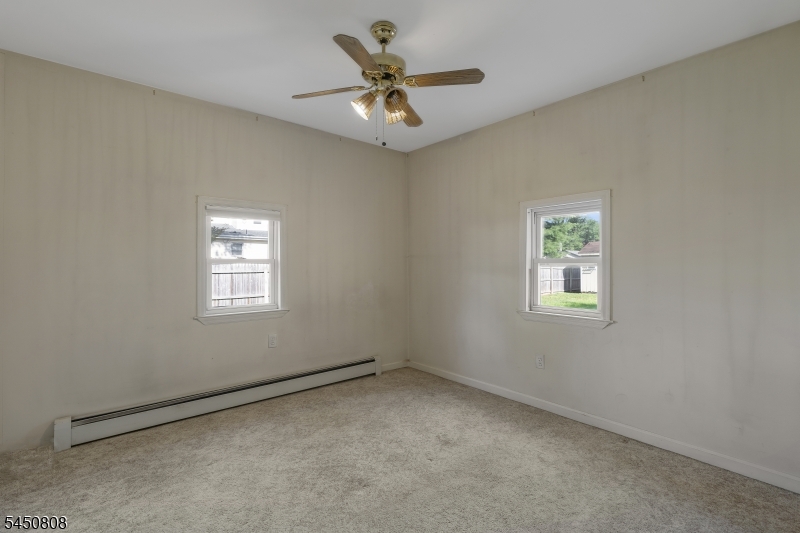 96 Conover Pl