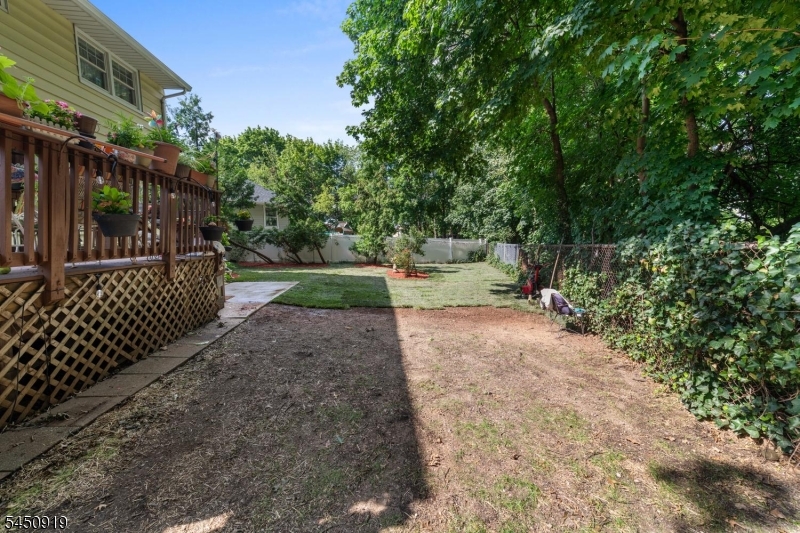 18 Seton Ln