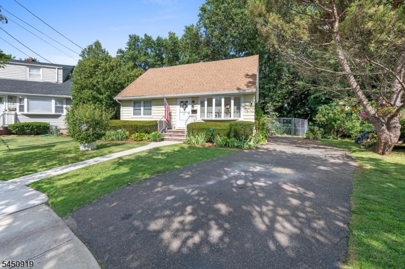 18 Seton Ln