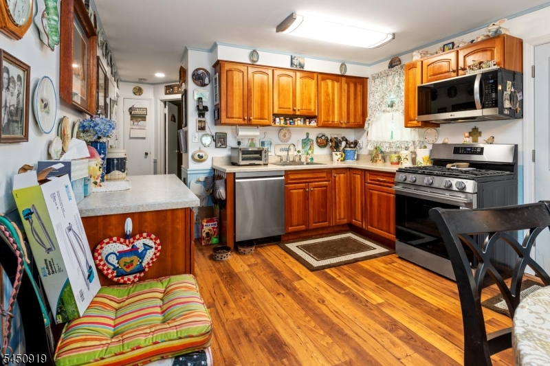 18 Seton Ln