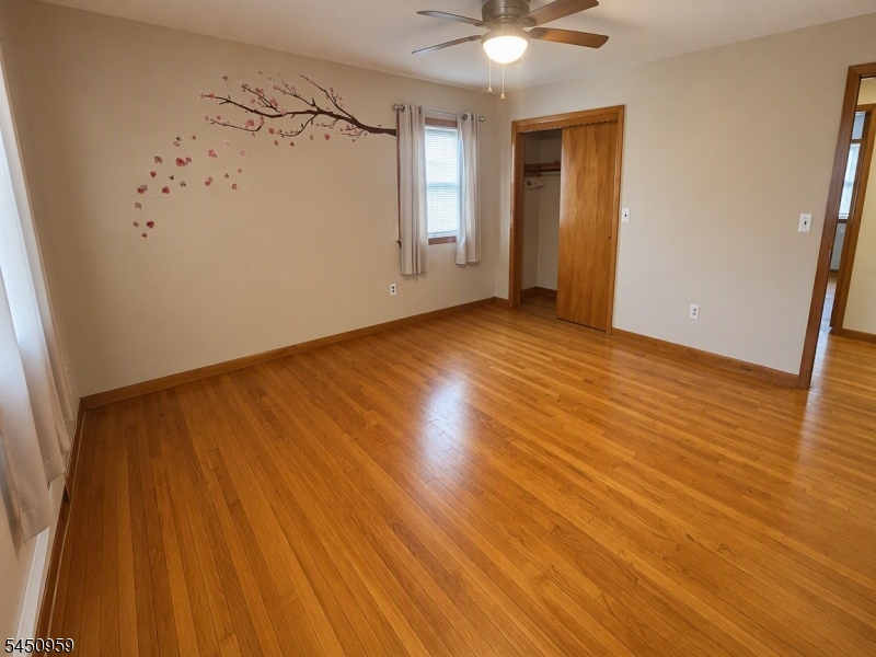 16 Jackson Avenue