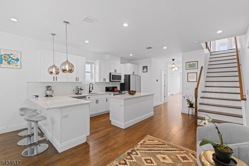 1603 71St St