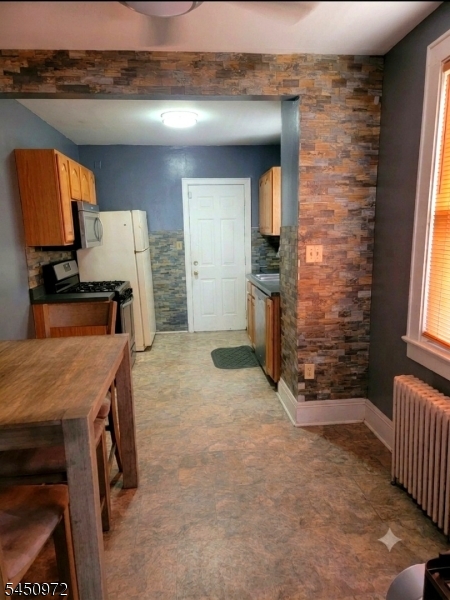 148 Pineview Ter