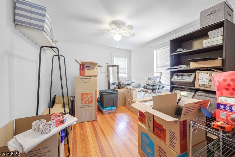 39 Clinton Rd