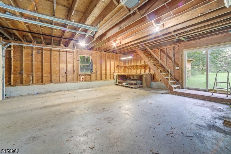 39 Clinton Rd