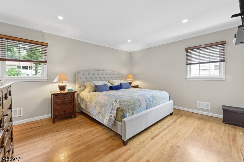 27 Colonial Woods Drive