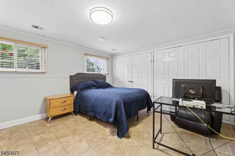 27 Colonial Woods Drive