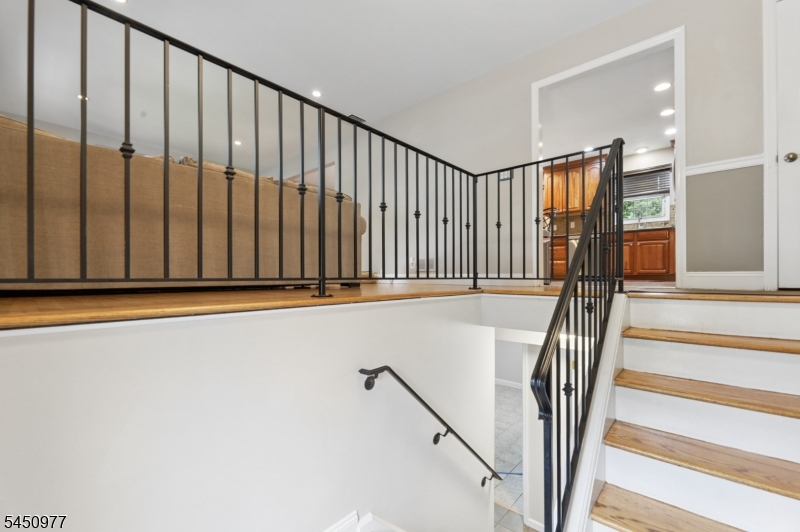 27 Colonial Woods Drive