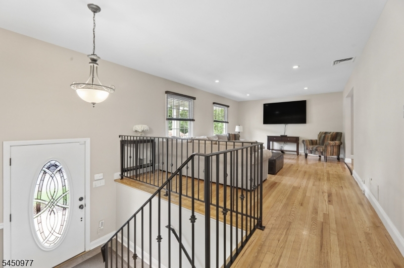 27 Colonial Woods Drive