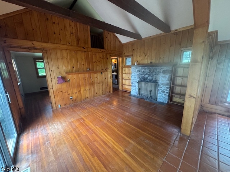 1031 County Road 619