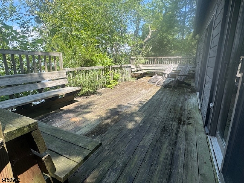 1031 County Road 619