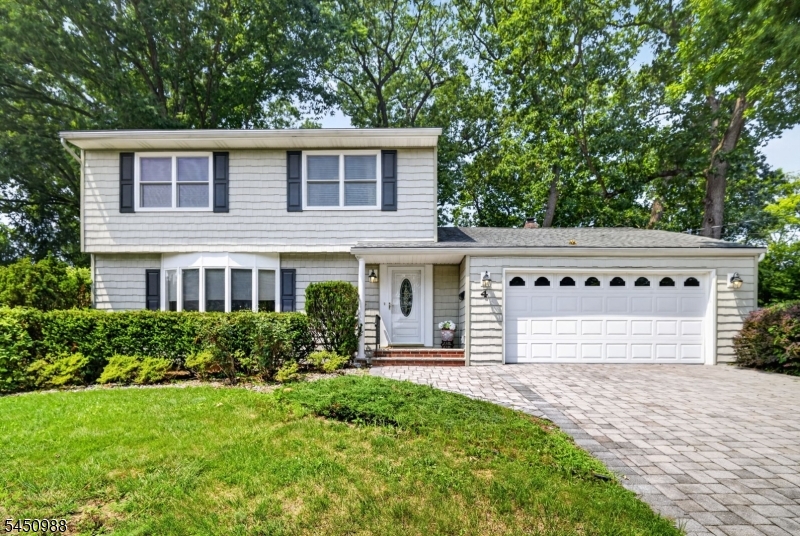 4 Darby Rd
