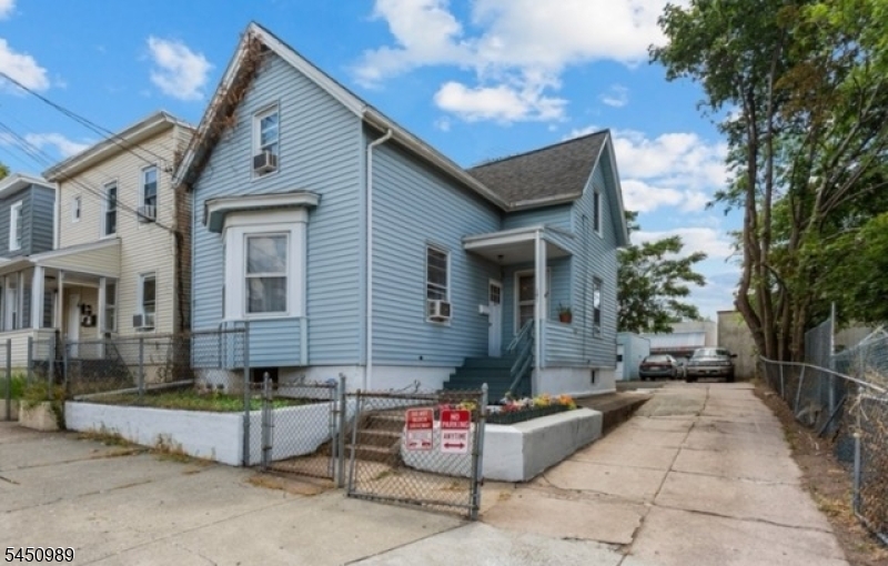 141 Kearney St