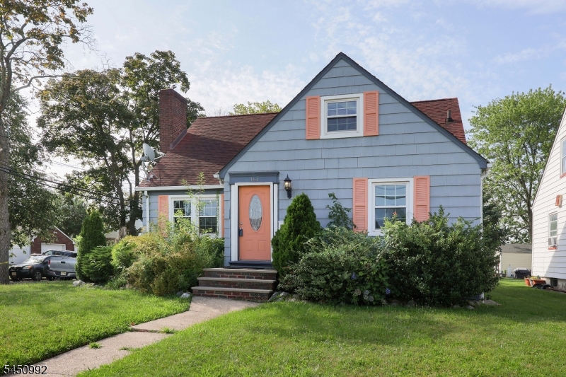 164 W Grant Ave