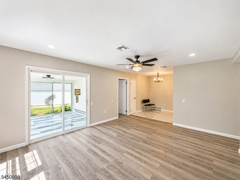 140 Plymouth Ln