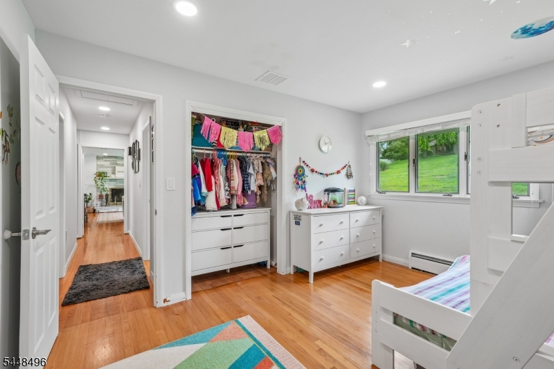 31 Surrey Dr