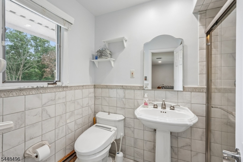 31 Surrey Dr