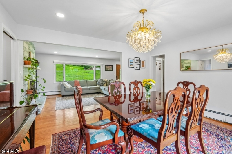 31 Surrey Dr