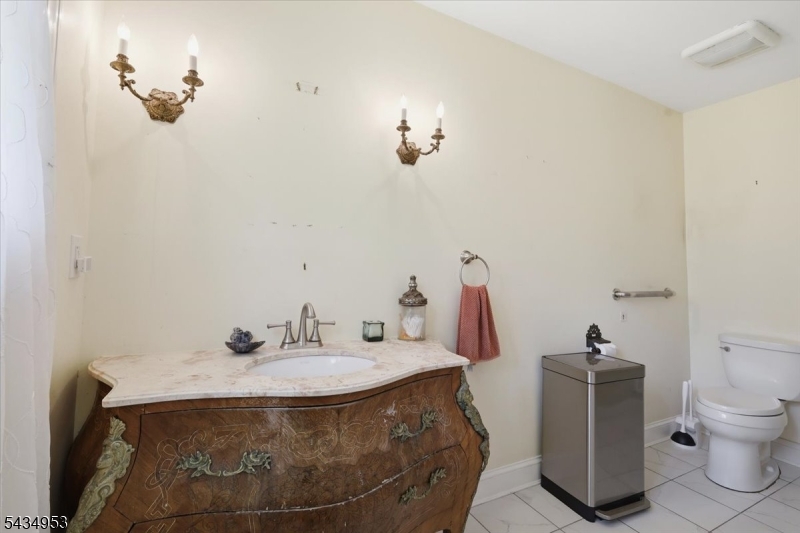 174 Polkville Rd