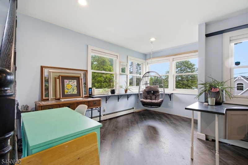 14 Alpine Dr