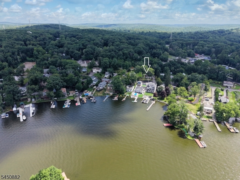14 Alpine Dr