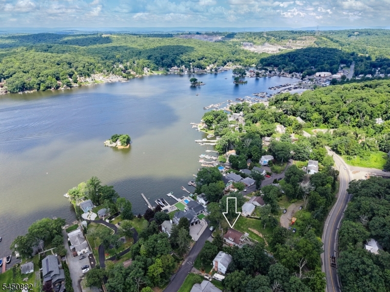 14 Alpine Dr