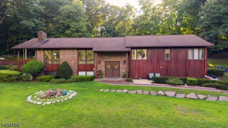 121 Doremus Rd
