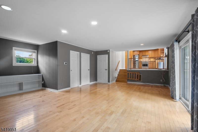 260 Saint Cloud Ave