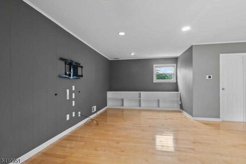 260 Saint Cloud Ave