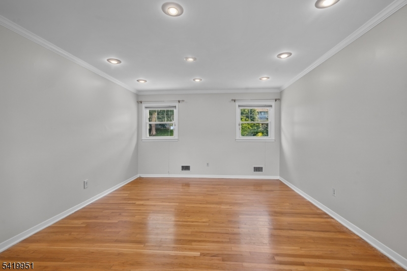 260 Saint Cloud Ave