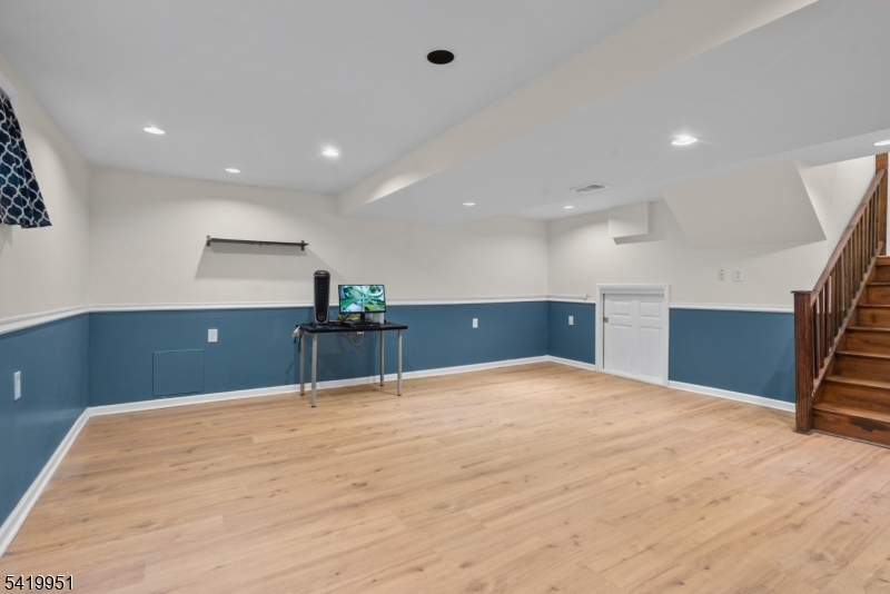 260 Saint Cloud Ave