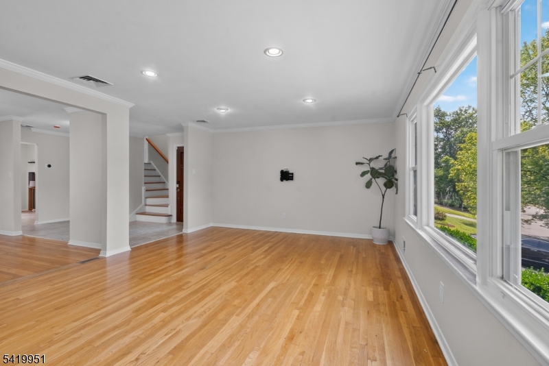 260 Saint Cloud Ave