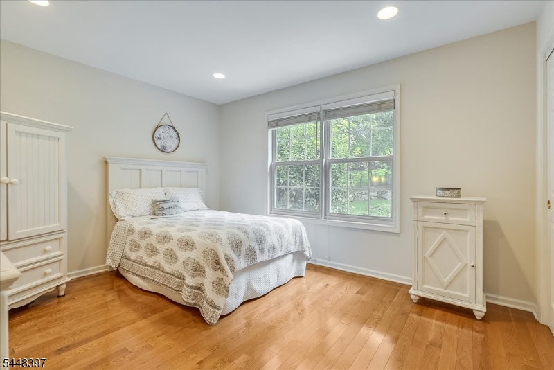 14 Fieldstone Trl