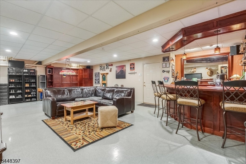 14 Fieldstone Trl