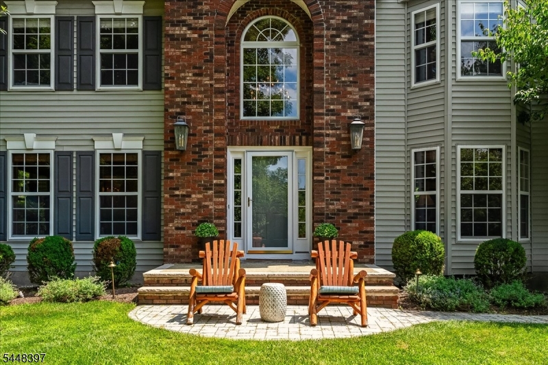 14 Fieldstone Trl