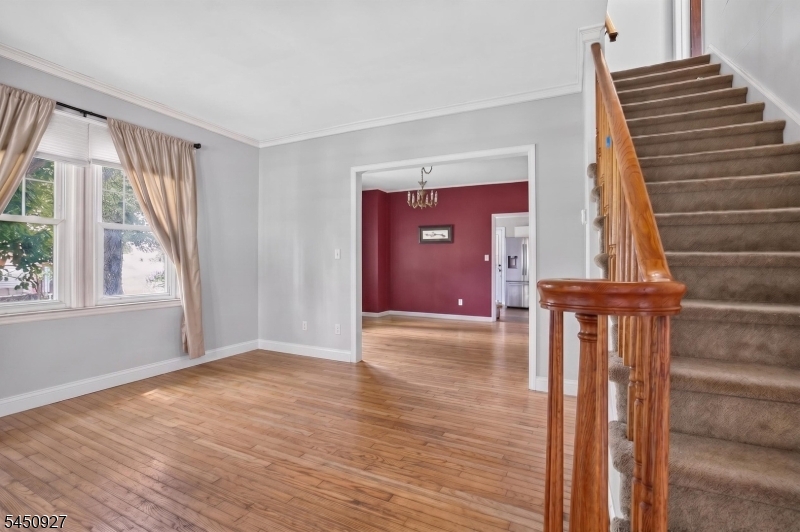 322 Romain Ave
