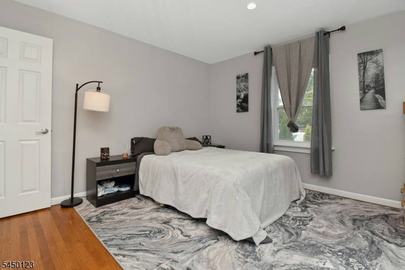 631 Concord Cir