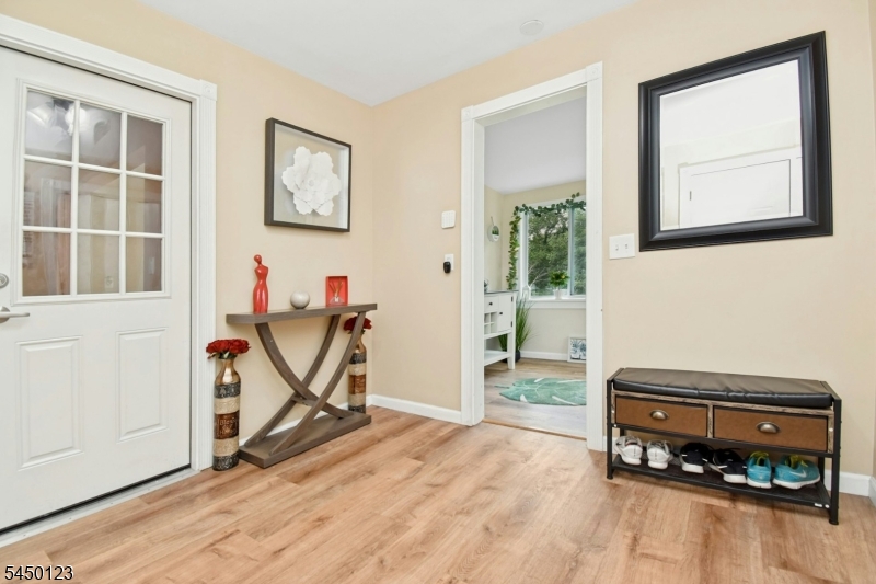 631 Concord Cir