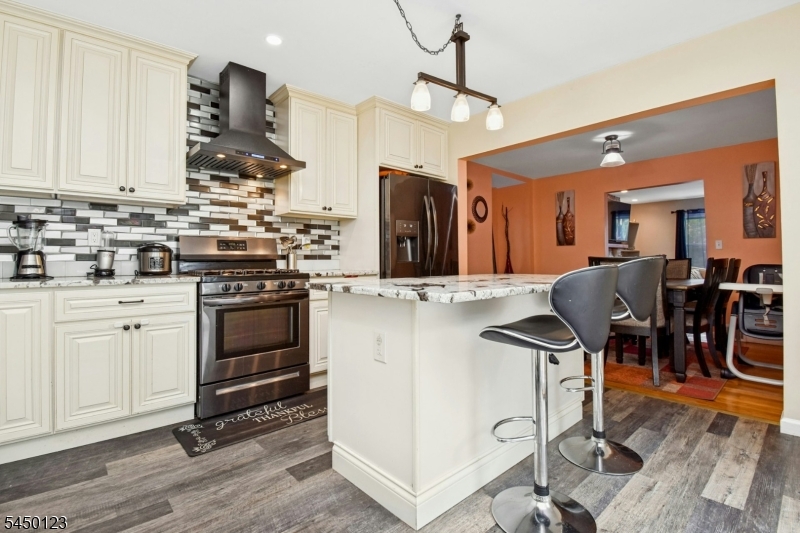 631 Concord Cir