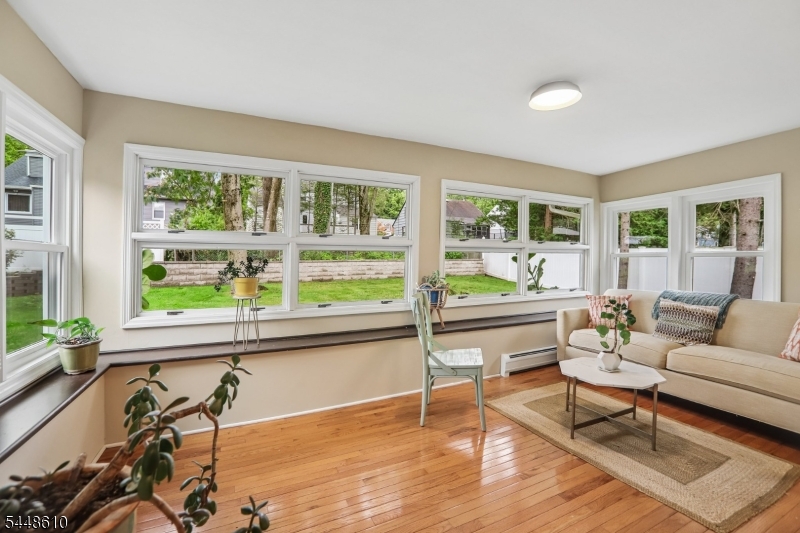 8 Sheridan Ave