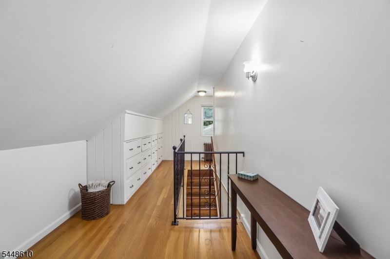 8 Sheridan Ave