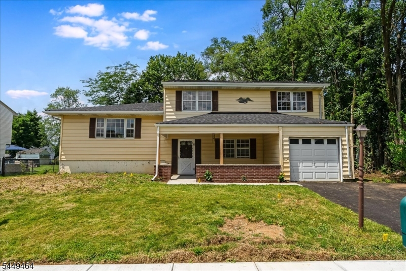 125 Clover Hill Dr