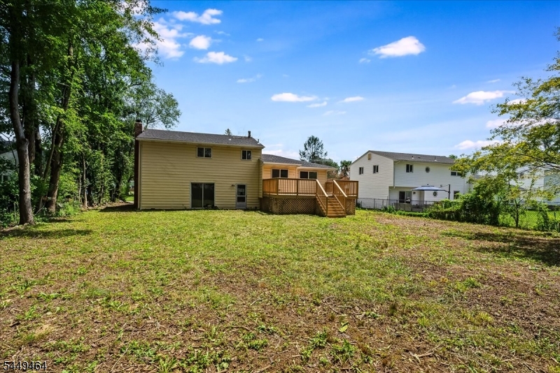 125 Clover Hill Dr
