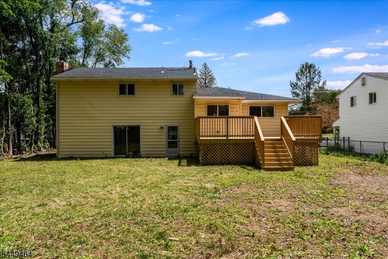 125 Clover Hill Dr