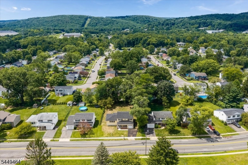 125 Clover Hill Dr