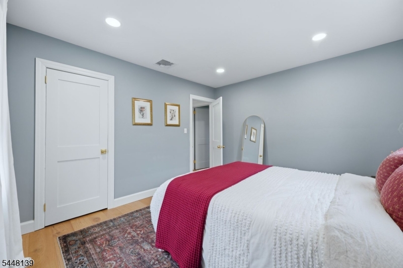 102 Mortimer Ave