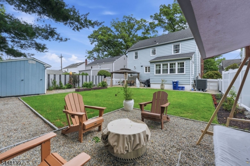 102 Mortimer Ave