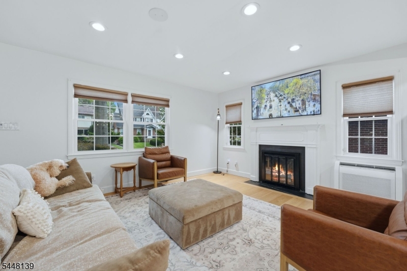 102 Mortimer Ave