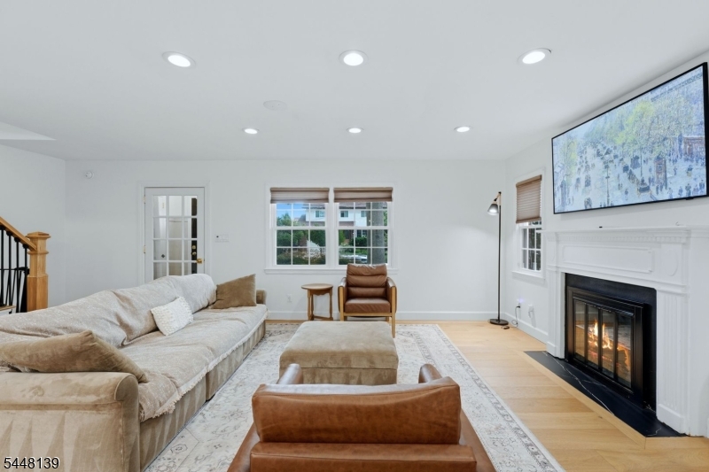 102 Mortimer Ave