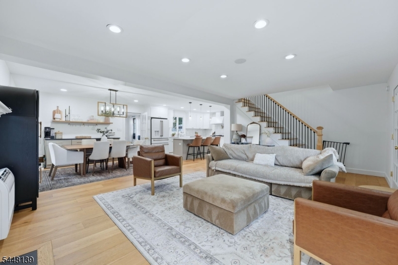 102 Mortimer Ave